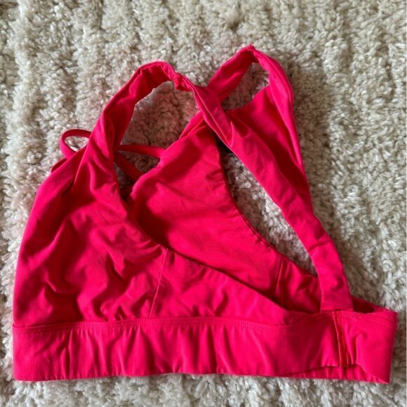 Ultimate Super Smooth Sports Bra - Picture 4 of 4